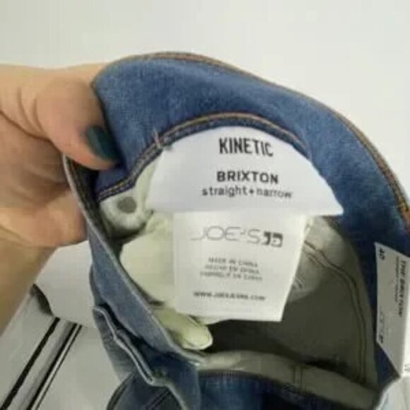Joe's Denim Jeans Brixton Straight and Narrow Jeans Size 40 NWT $189 - Picture 2 of 6